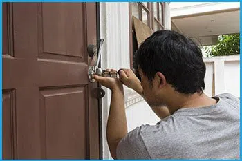 Cleveland Liberty Locksmith Cleveland, OH 216-606-9010 - 16a-emergency-locksmith-opening
